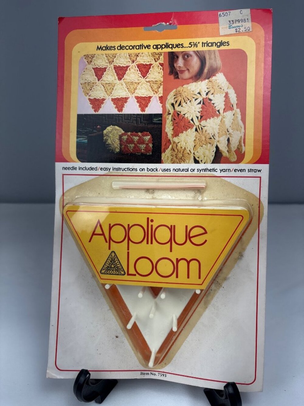 Applique Loom Craft Tool 5 3/8" Triangles Needle Included Plastic Easy DIY Fun K